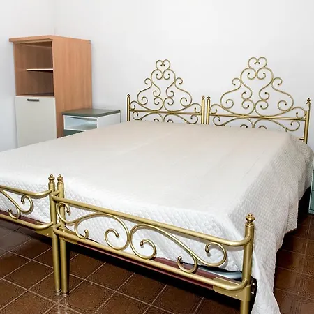 M349 - Marcelli, Trilocale Con Terrazzo A 200mt Dal Mare *